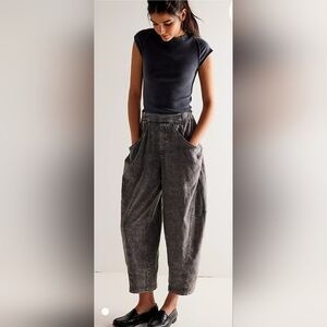 Free people wide leg barrel pant dres up or down good for all seasons NWT  szSF